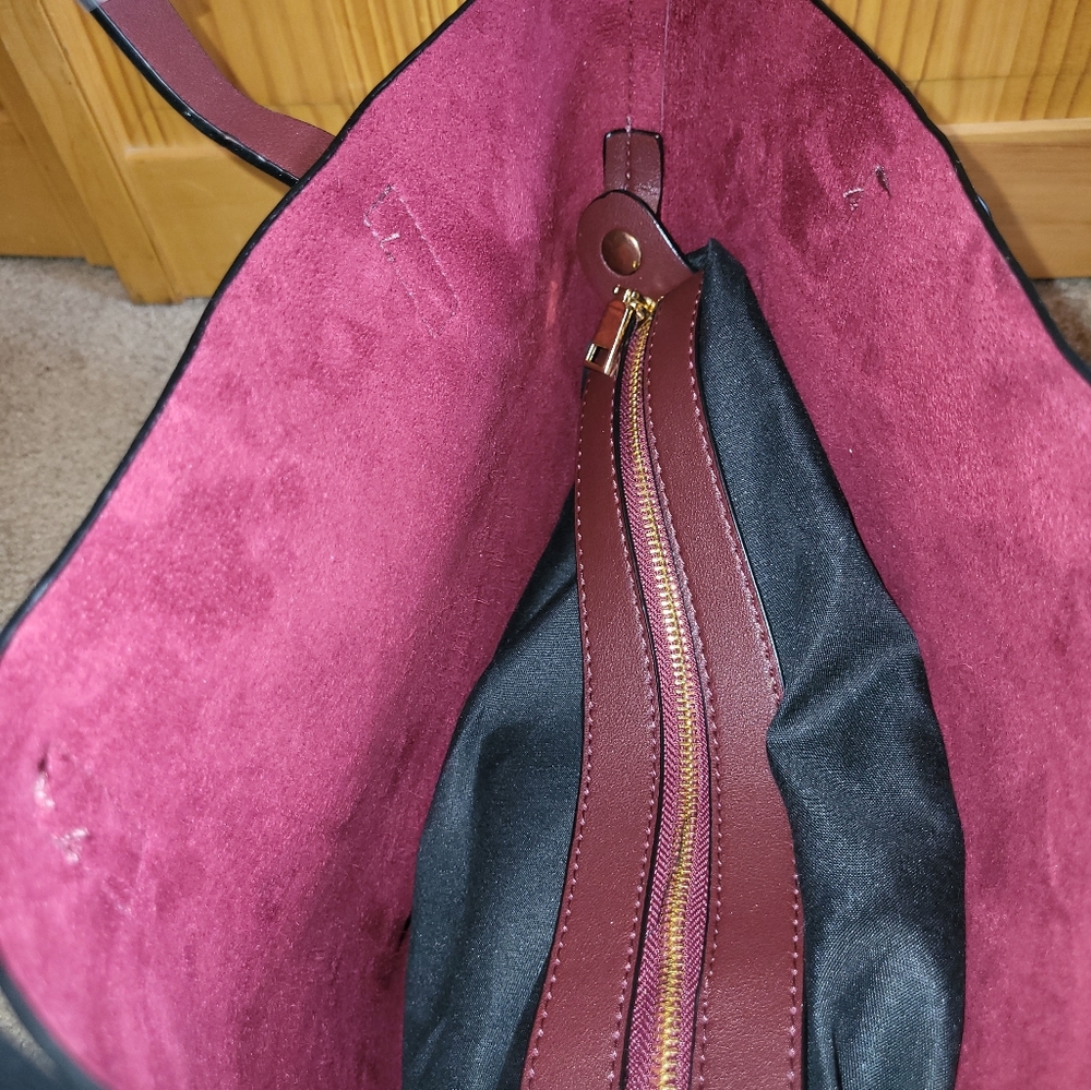 Handbag - Picture 2 of 2